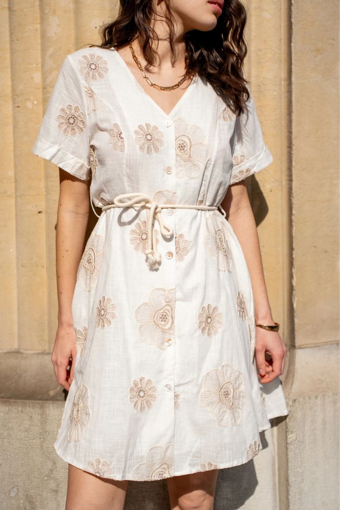 Robe Blanche Bohème Courte
