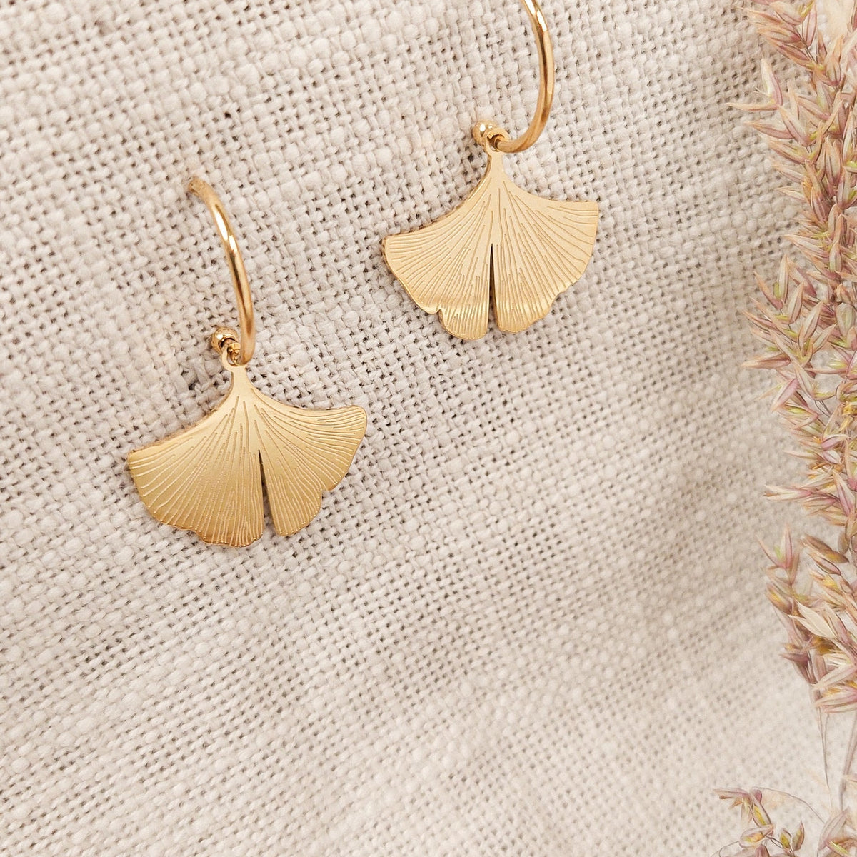 Boucles D’Oreilles Goutte En Or Feuille Ginkgo – Filigrane, Forme Larme | Plaquées Or, Pour Quotidien & Cadeau